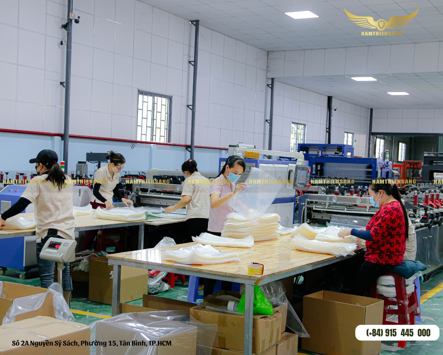 Nam Thiên Sáng cung cấp kích thước túi zipper đa dạng trên thị trường